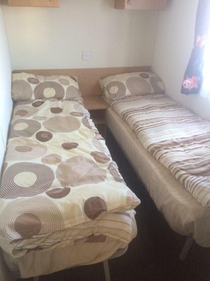 M68 3 Bedroom, 6 Berth Caravan Sand Le Mere Tunstall  Εξωτερικό φωτογραφία